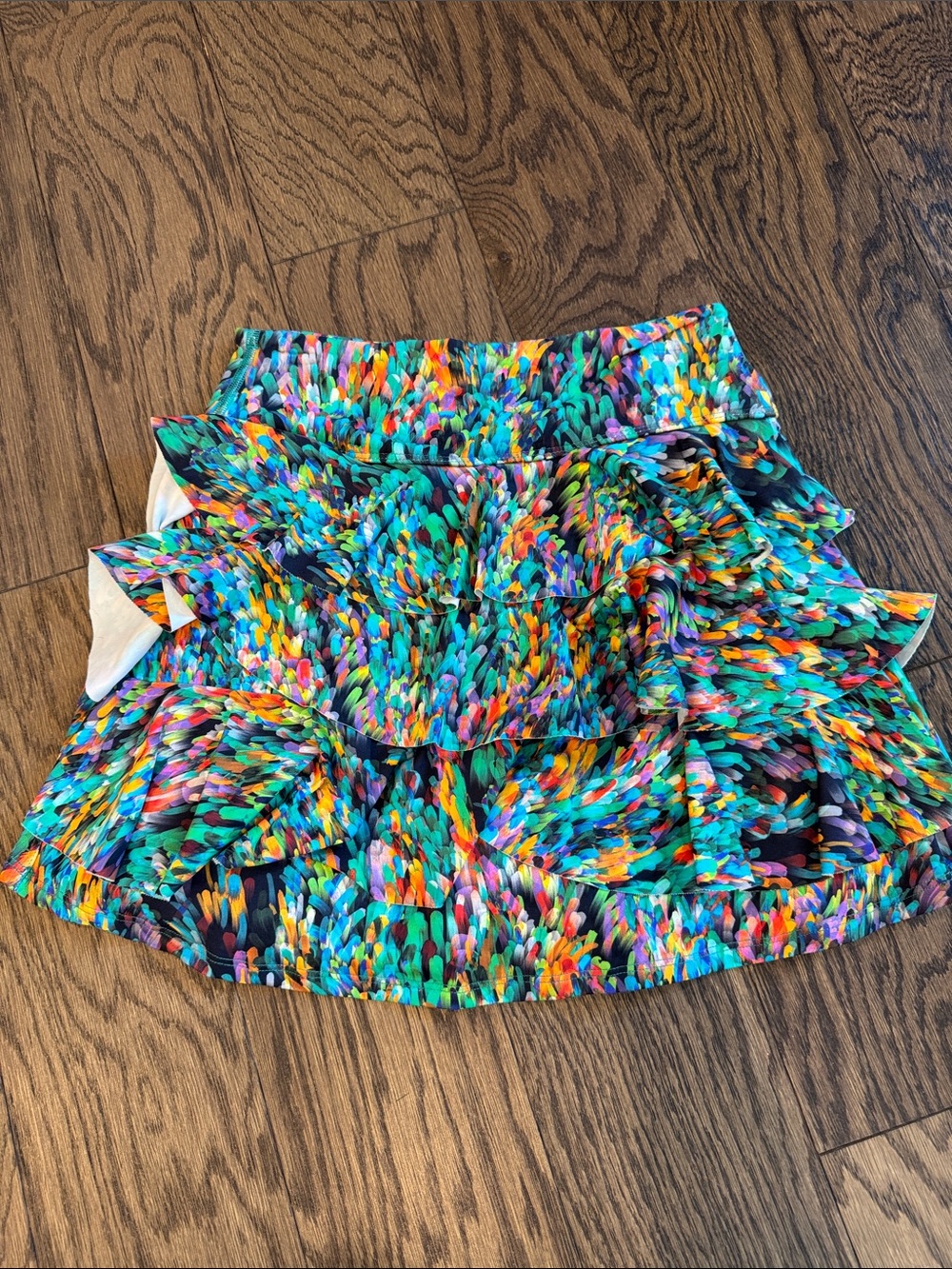 Women’s skirt with spankies underneath. Size (1) small. - Picture 3 of 6